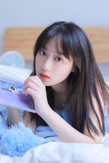 粉月亮
